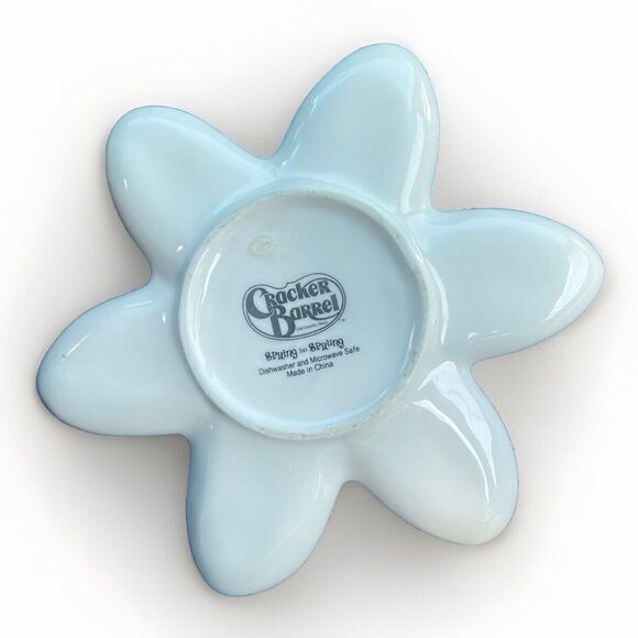 Cracker Barrel Spring Has Sprung Yellow Daisy Trinket Appetizer Snack Plate - Picture 2 of 2